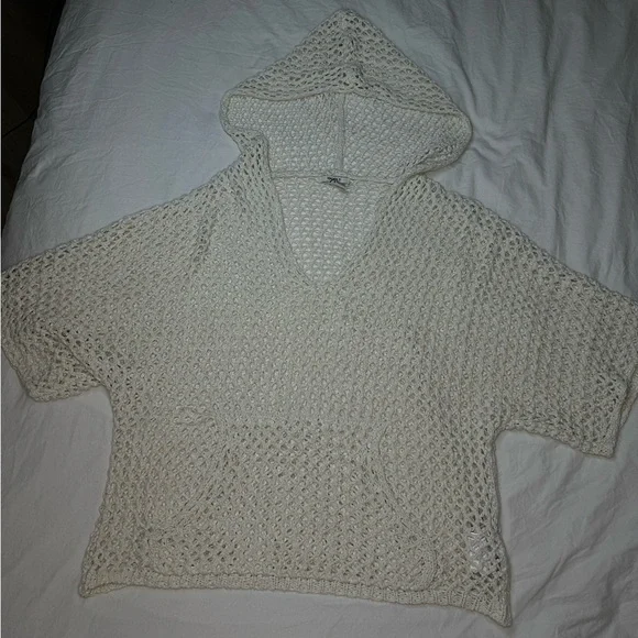 Forever 21 Crochet Hoodie Sweater Short Sleeve Kangaroo Pocket Loose Fit -Medium - Picture 1 of 7